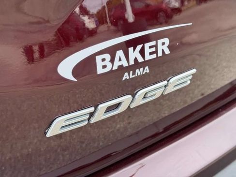 Used 2019 Ford Edge SEL w/ Equipment Group 201A AWD/4WD image 34