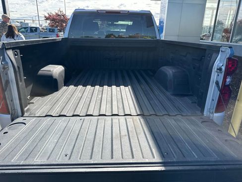 Used 2022 Chevrolet Silverado 1500 W/T w/ WT Value Package AWD/4WD image 13