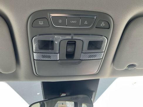 Used 2020 Kia Telluride S w/ S 8 Passenger Seating Package image 17