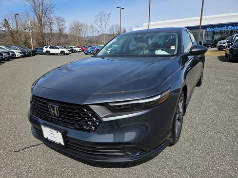 Certified 2023 Honda Accord EX image 1