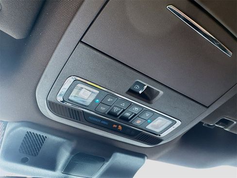 Used 2024 Ford F150 King Ranch w/ FX4 Off-Road Package image 21