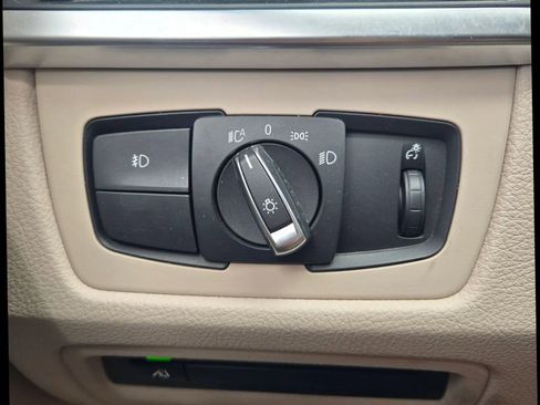 Used 2013 BMW 328i Sedan image 29