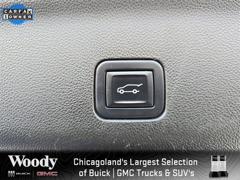 Used 2022 GMC Yukon XL Denali image 32