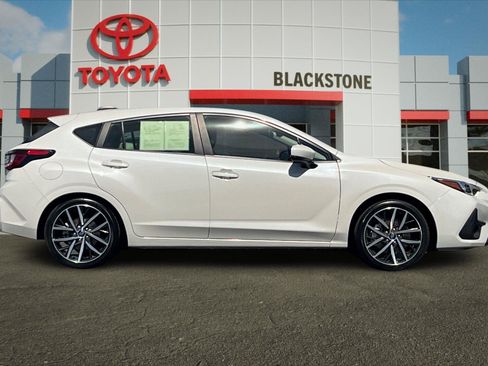 Used 2025 Subaru Impreza 2.0i Sport AWD/4WD image 2