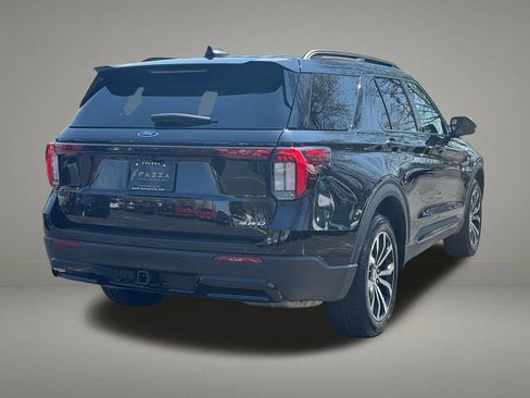 Used 2025 Ford Explorer ST-Line image 5