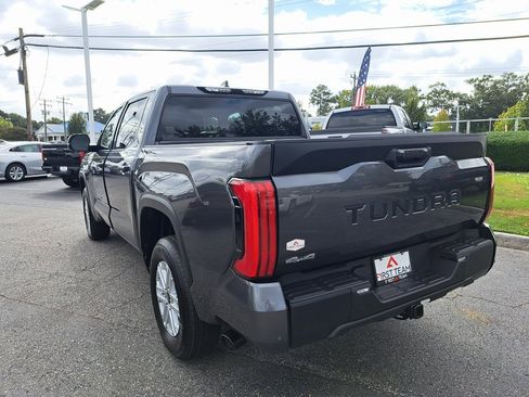 New 2026 Toyota Tundra SR5 image 8