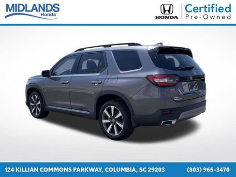 Certified 2025 Honda Pilot Touring image 4