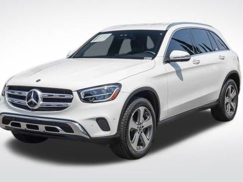 Used 2022 Mercedes-Benz GLC 300 image 3