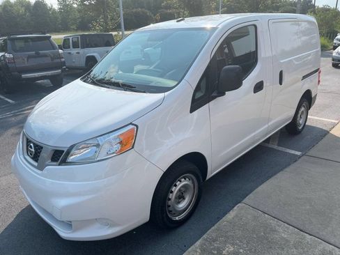 Used 2020 Nissan NV200 S FWD image 3