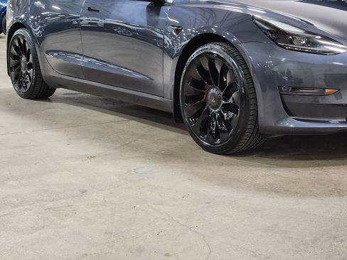 Used 2022 Tesla Model 3 Long Range image 16