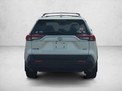 Used 2023 Toyota RAV4 XLE Premium image 6