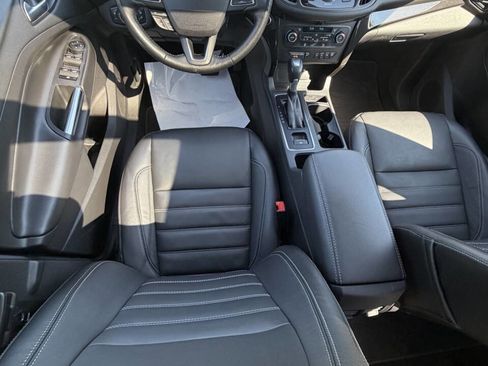 Used 2017 Ford Escape Titanium w/ Equipment Group 301A AWD/4WD image 16
