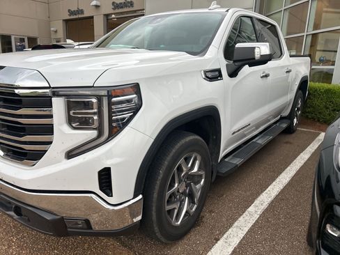 Used 2023 GMC Sierra 1500 SLT RWD image 14