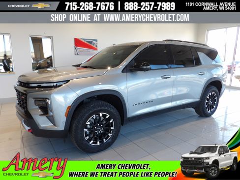 Used 2024 Chevrolet Traverse Z71 w/ Enhanced Driving Package image 1