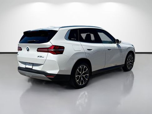 New 2026 BMW X3 xDrive30 w/ Premium Package image 3