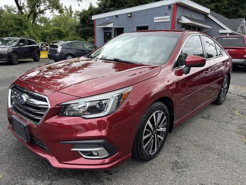 Used 2018 Subaru Legacy 2.5i Premium AWD/4WD image 1