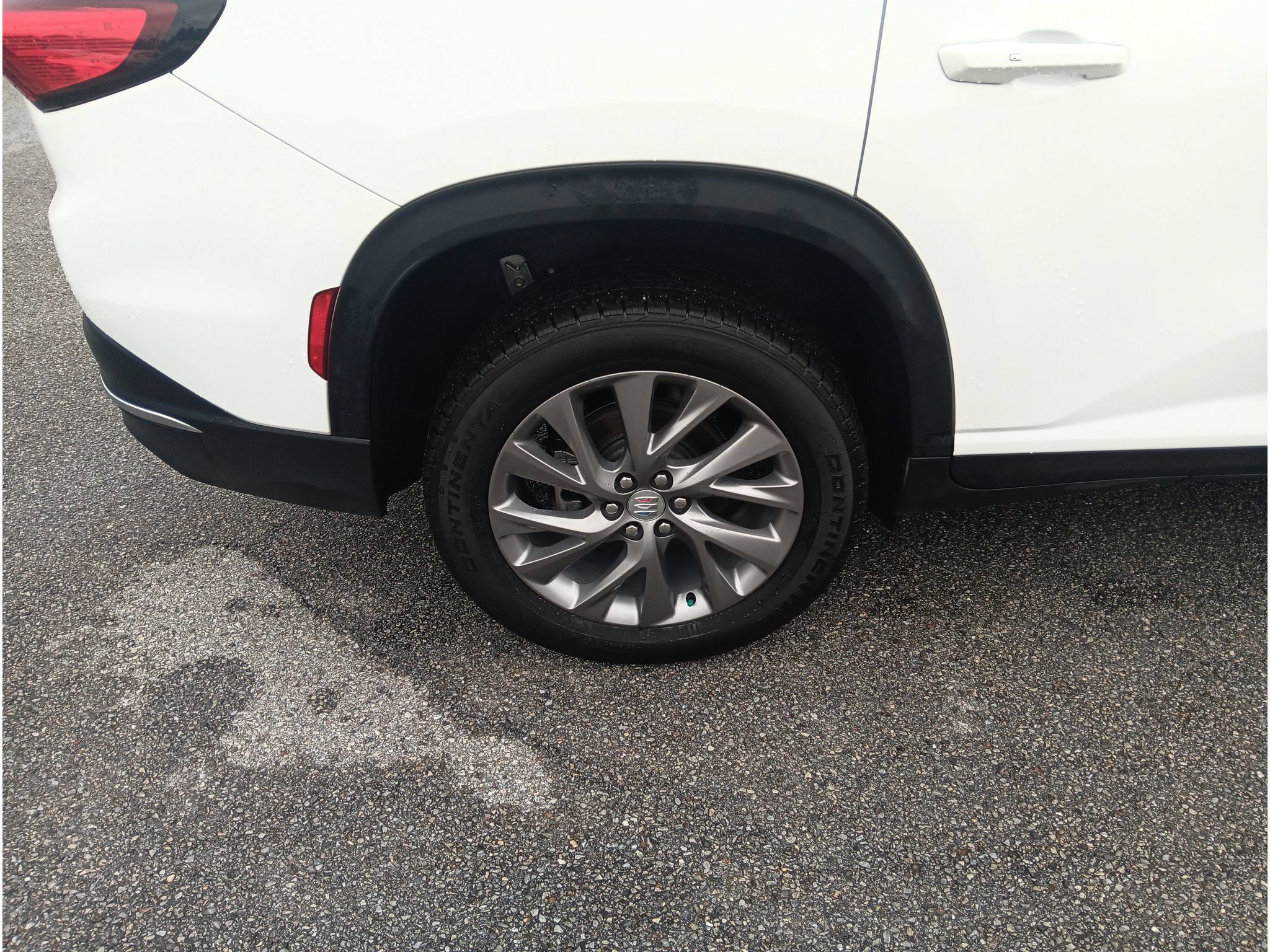 Used 2025 Buick Enclave Preferred FWD image 6