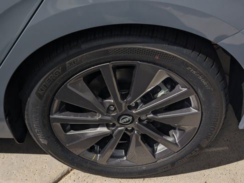 New 2026 Nissan Sentra SL w/ Floor Mat Package FWD image 7