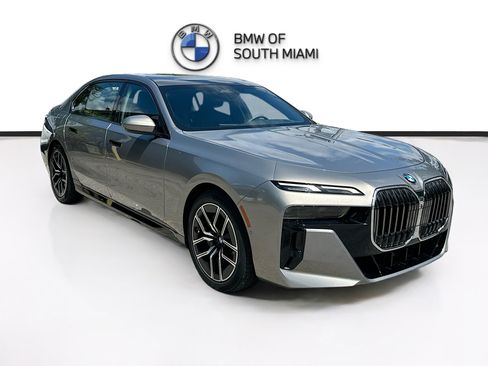 Certified 2023 BMW 740i w/ Parking Assistance Package RWD image 1