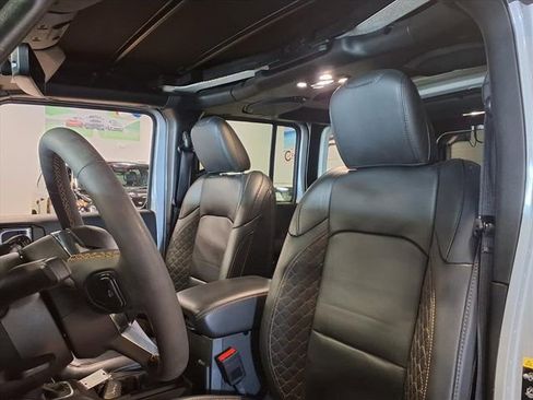 Certified 2023 Jeep Wrangler Unlimited Sahara AWD/4WD image 18