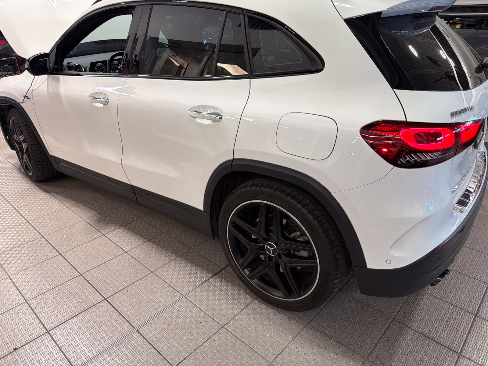 Used 2023 Mercedes-Benz GLA 35 AMG 4MATIC image 8