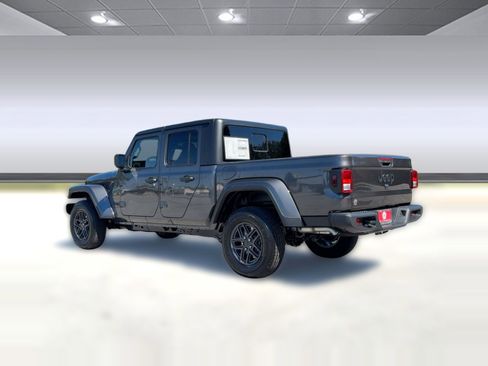 New 2025 Jeep Gladiator Sport image 3