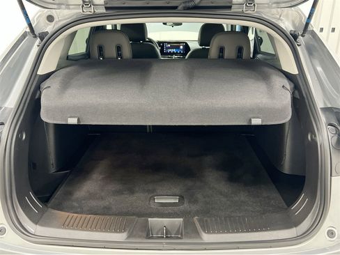 Used 2024 Chevrolet Trax ACTIV w/ Sunroof Package image 24