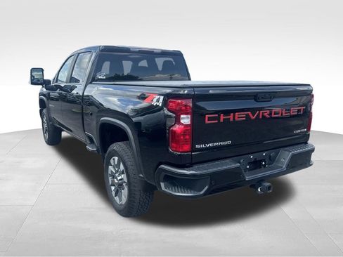 Used 2024 Chevrolet Silverado 2500 Custom w/ Custom Value Package AWD/4WD image 7
