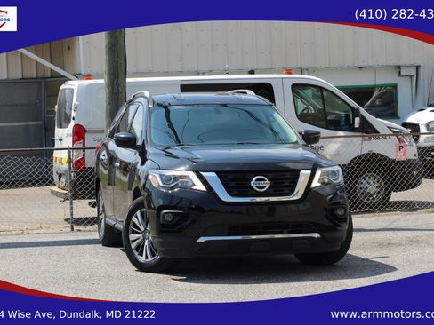 Used 2020 Nissan Pathfinder SV FWD image 1