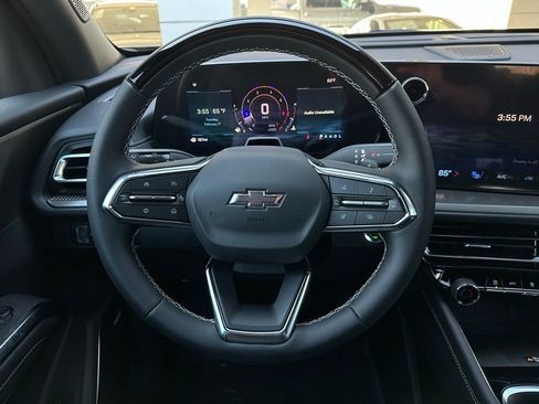 New 2026 Chevrolet Traverse LT w/ Enhanced Driving Package image 19