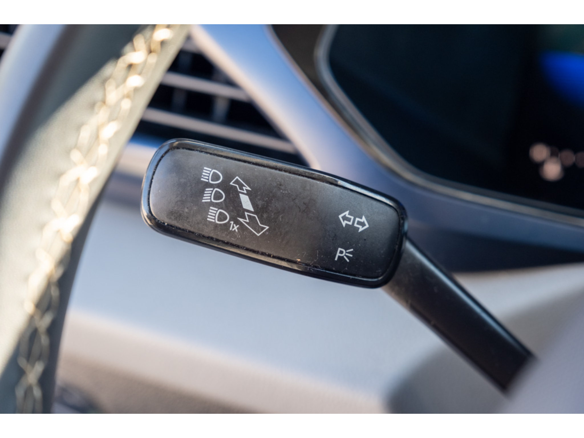 Used 2022 Volkswagen Taos SE FWD image 20