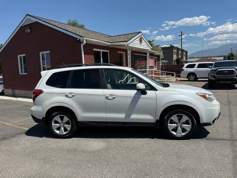 Used 2015 Subaru Forester 2.5i Limited w/ Popular Package #1 AWD/4WD image 4