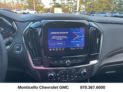 Used 2023 Chevrolet Traverse LT w/ LT Premium Package image 15