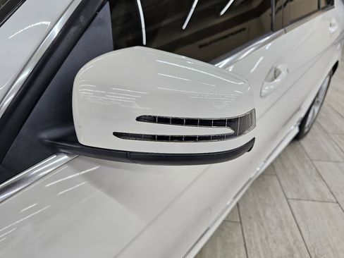 Used 2013 Mercedes-Benz C 300 Sport image 11