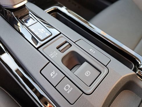 New 2026 Toyota Prius Limited image 28