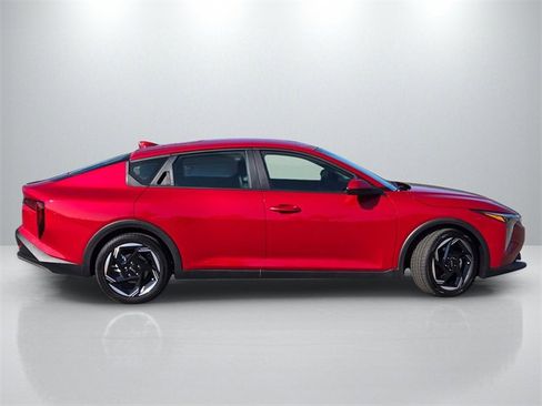 New 2025 Kia K4 EX image 3