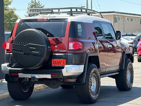 Used 2008 Toyota FJ Cruiser 4WD image 5