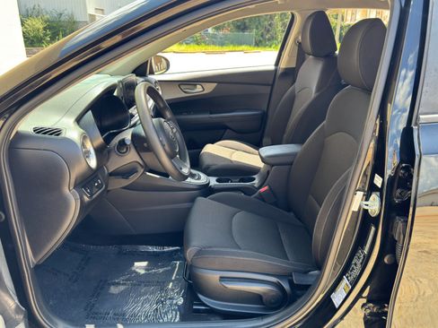 Used 2019 Kia Forte LXS FWD image 15