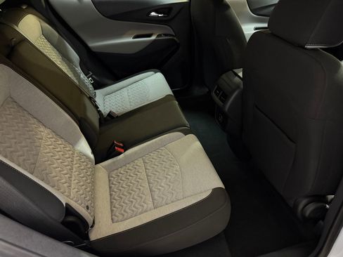 Used 2023 Chevrolet Equinox LS image 35