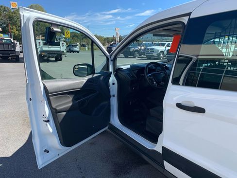 Used 2016 Ford Transit Connect XL image 7