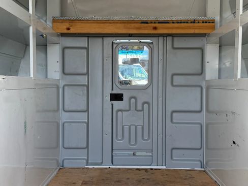 Used 2023 Ford E-350 and Econoline 350 Super Duty w/ Power Windows & Locks Group image 16