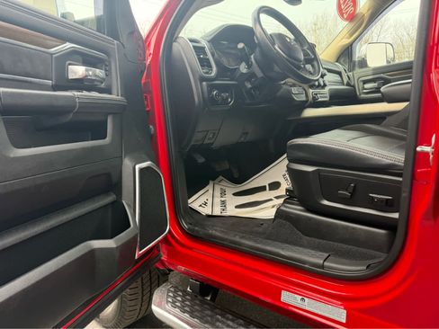 Used 2022 RAM 3500 Laramie image 14