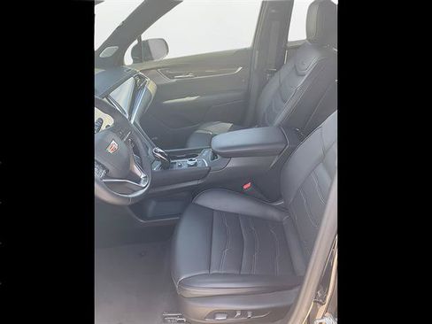 Certified 2025 Cadillac XT6 Premium Luxury w/ Platinum Package AWD/4WD image 11