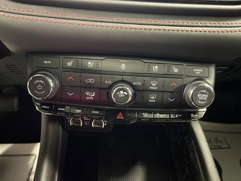 Used 2024 Dodge Durango R/T image 19