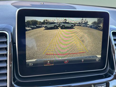 Used 2016 Mercedes-Benz GLE 350 4MATIC w/ Premium Package image 31