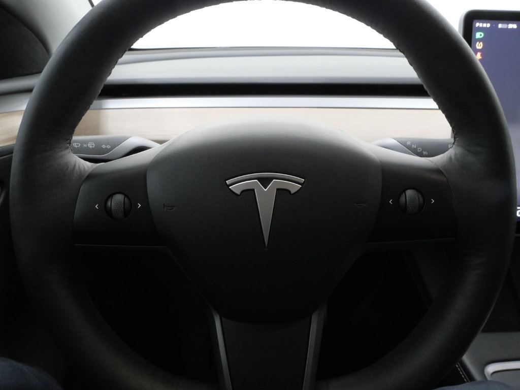 Used 2022 Tesla Model Y Performance AWD/4WD image 14