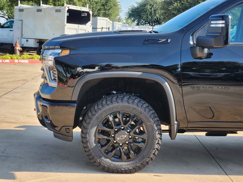New 2026 Chevrolet Silverado 2500 LT w/ Trail Boss Package image 16