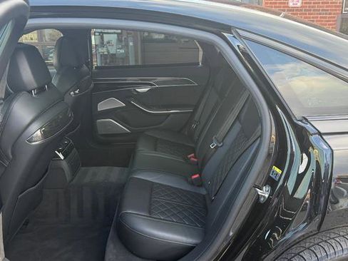Used 2020 Audi S8 L image 21