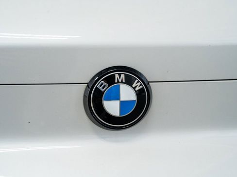 Used 2020 BMW X6 xDrive40i w/ M Sport Package image 28