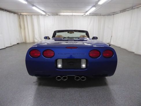 Used 2003 Chevrolet Corvette Convertible w/ Preferred Equipment Group1 RWD image 6